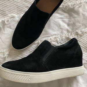 Wedge Sneaker